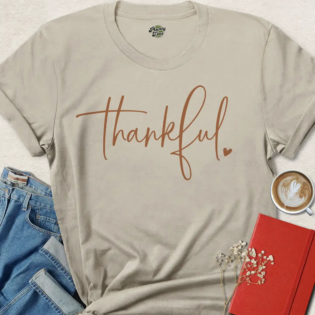 Minimalist Thankful Vegan Shirt – Ethical Fall Fashion
